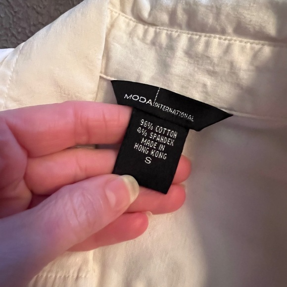 White Moda by Victoria secret dress shirt size small - Picture 3 of 4